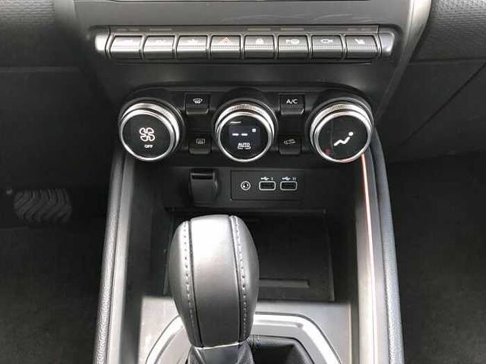 Mitsubishi Colt 1.6 Hybrid Top