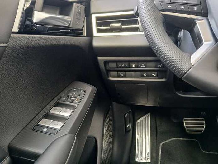 Mitsubishi Outlander 2.4i Plug-in-Hybrid Top