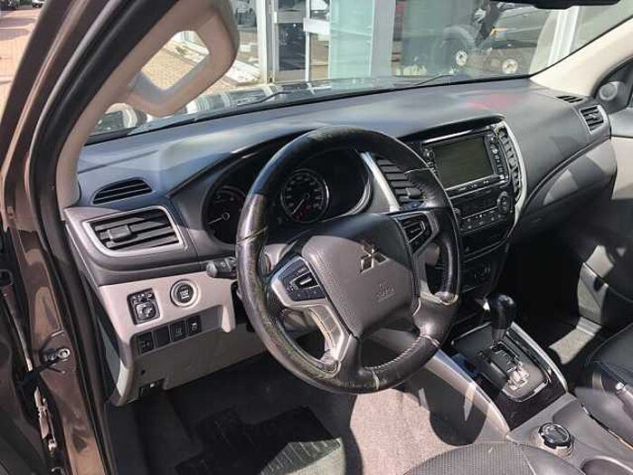 Mitsubishi L200 4x4 Automatik DC Top / AHK