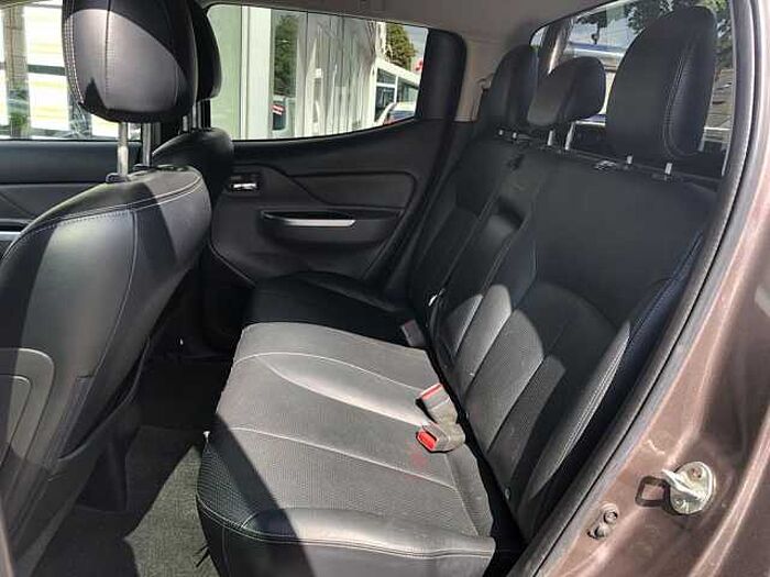 Mitsubishi L200 4x4 Automatik DC Top / AHK