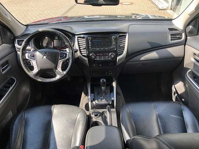 Mitsubishi L200 4x4 Automatik DC Top / AHK