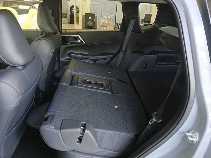 Mitsubishi Outlander 2.4i Plug-in Hybrid - Intro Edition