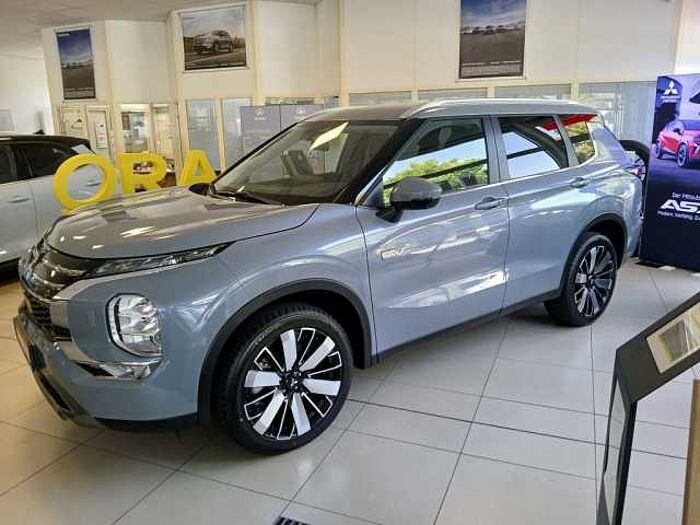 Mitsubishi Outlander 2.4i Plug-in Hybrid - Intro Edition