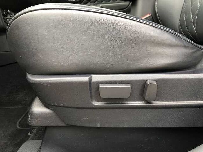 Mitsubishi Outlander 2.4i Plug-in-Hybrid 4WD Plus