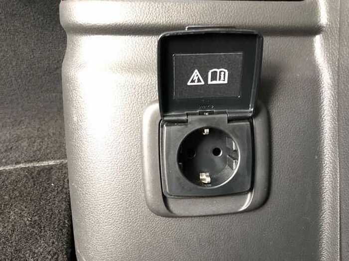 Mitsubishi Outlander 2.4i Plug-in-Hybrid 4WD Plus