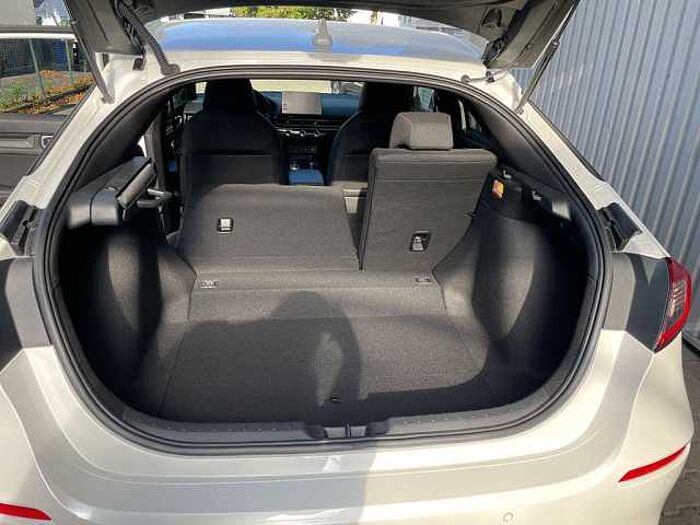 Honda Civic e: HEV 2.0 i-MMD Hybrid Sport - Facelift