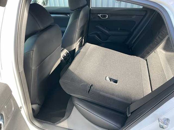 Honda Civic e: HEV 2.0 i-MMD Hybrid Sport - Facelift