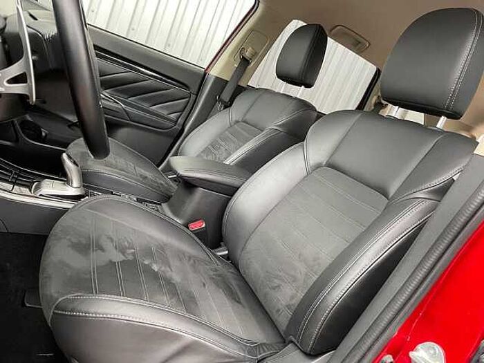 Mitsubishi Outlander 2.4i Plug-in-Hybrid Spirit 4WD