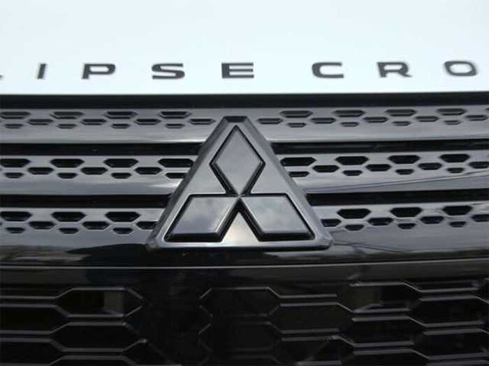 Mitsubishi Eclipse Cross 2.4i Plug-in-Hybrid Select Black