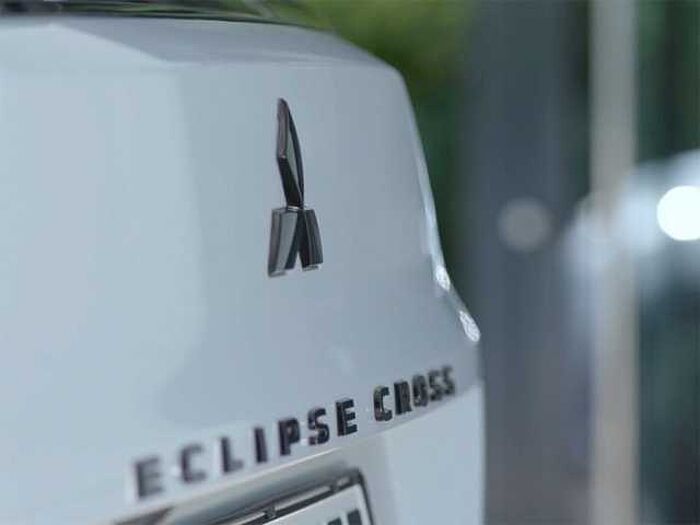 Mitsubishi Eclipse Cross 2.4i Plug-in-Hybrid Select Black