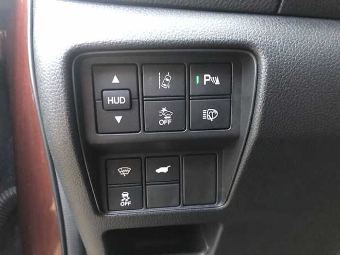 Honda CR-V 1.5i Executive 4WD