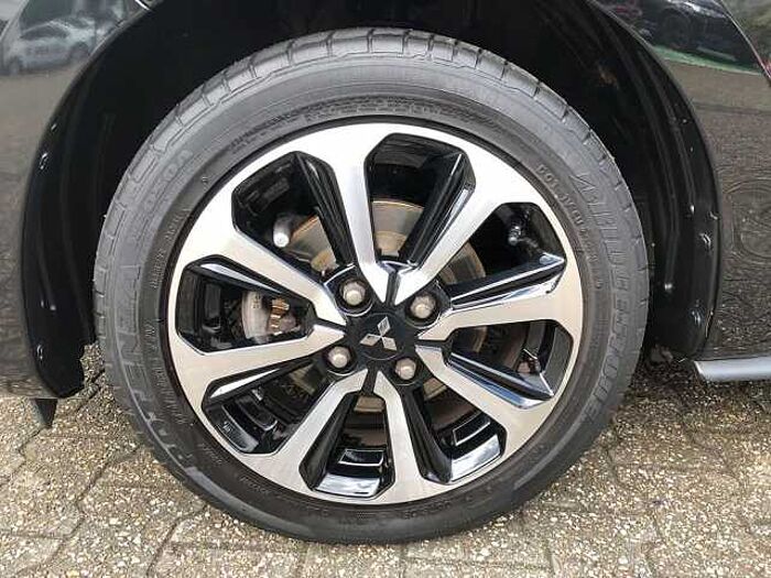 Mitsubishi Space Star 1.2i Select+