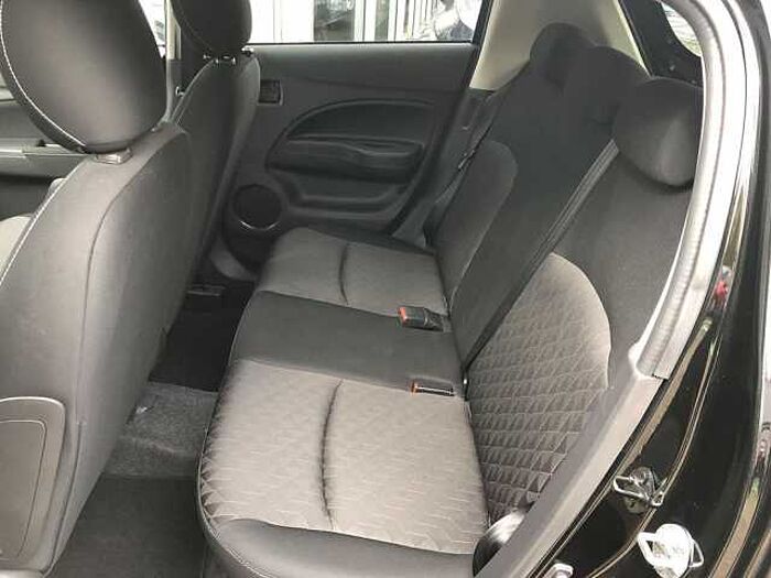 Mitsubishi Space Star 1.2i Select+