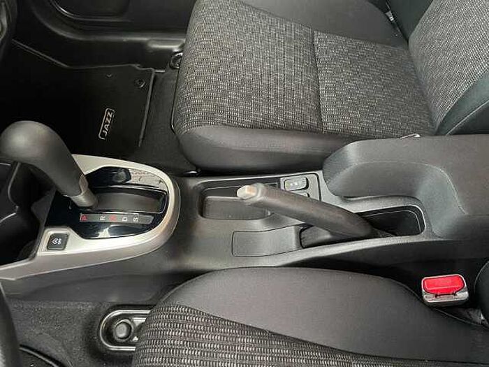 Honda Jazz 1.3i Trand Automatik / AHK