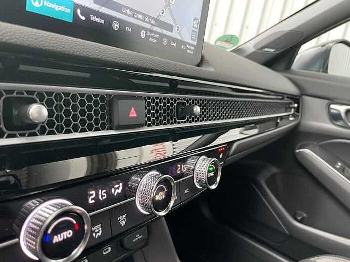 Honda Civic 2.0 e: HEV Hybrid Advance