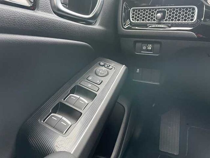 Honda Civic 2.0 e: HEV Hybrid Advance