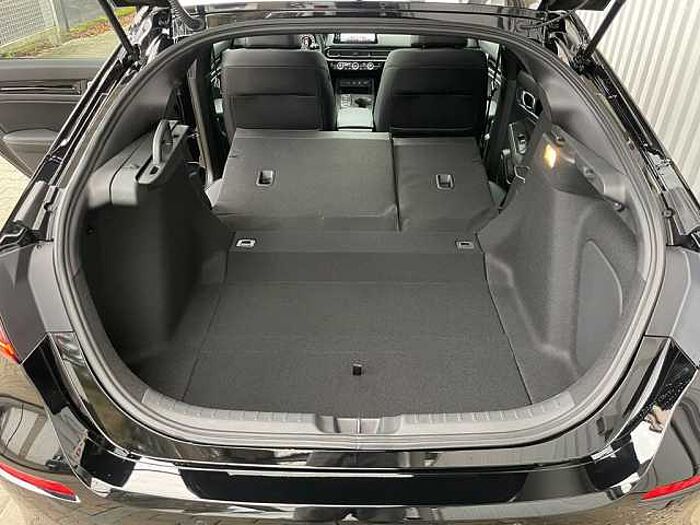 Honda Civic 2.0 e: HEV Hybrid Advance