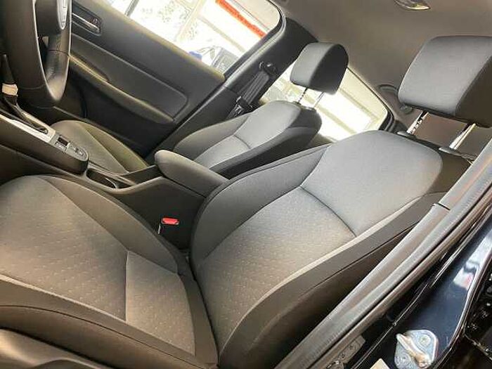 Honda Jazz e:HEV 1.5 i-MMD Hybrid Elegance