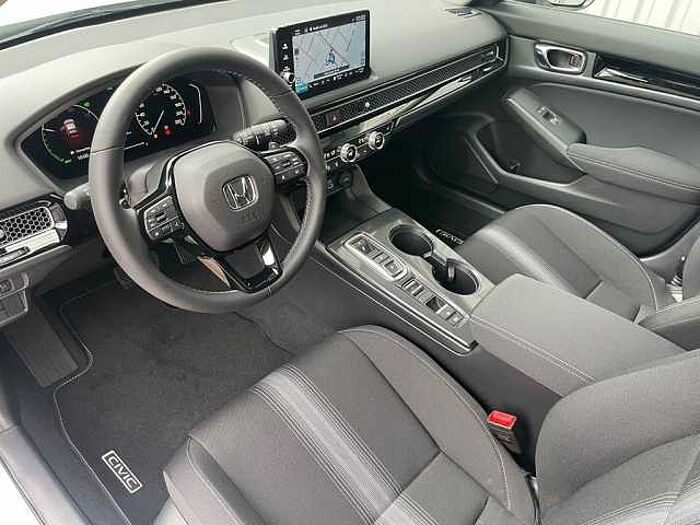Honda Civic e: HEV 2.0 i-MMD Hybrid Elegance
