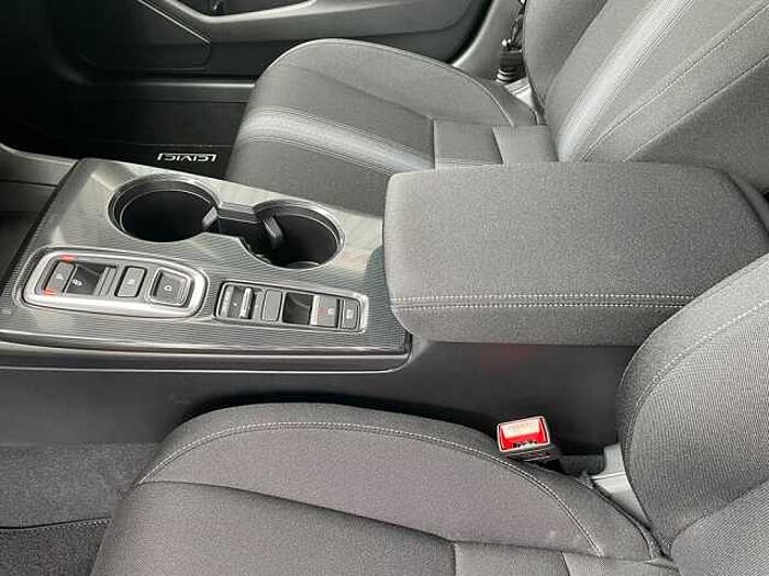 Honda Civic e: HEV 2.0 i-MMD Hybrid Elegance