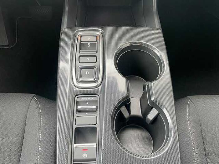 Honda Civic e: HEV 2.0 i-MMD Hybrid Elegance