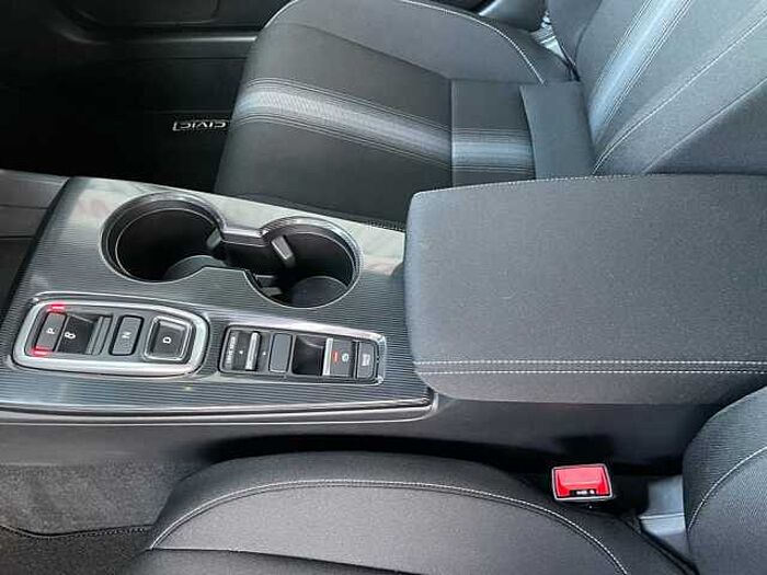 Honda Civic e: HEV 2.0 i-MMD Hybrid Elegance