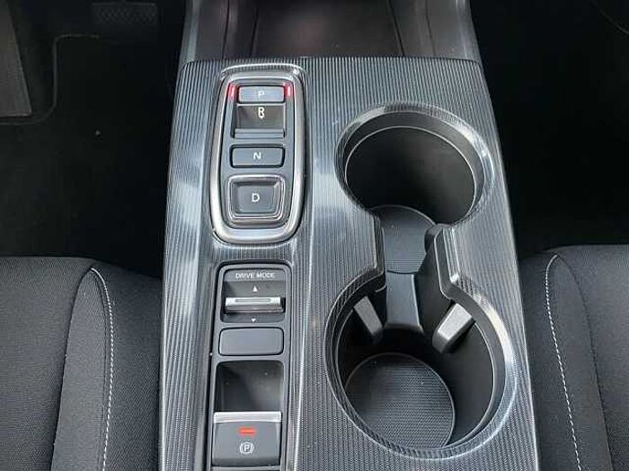 Honda Civic e: HEV 2.0 i-MMD Hybrid Elegance