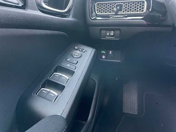 Honda Civic e: HEV 2.0 i-MMD Hybrid Elegance