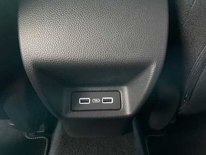 Honda Civic e: HEV 2.0 i-MMD Hybrid Elegance