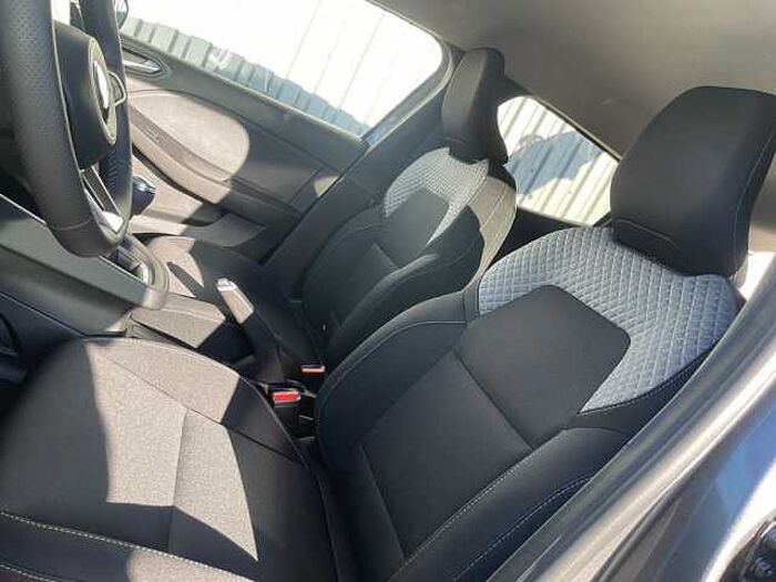 Mitsubishi Colt 1.0 Turbo Benziner Plus