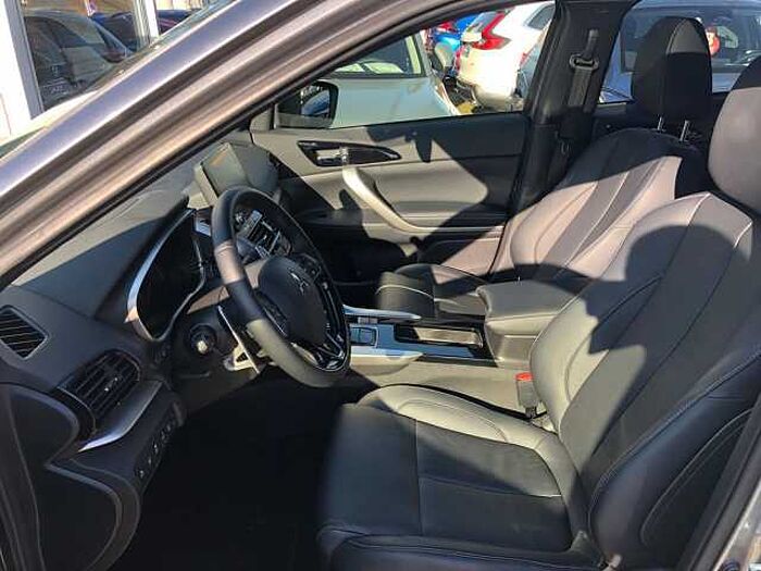 Mitsubishi Eclipse Cross 2.4i Plug-in Hybrid TOP