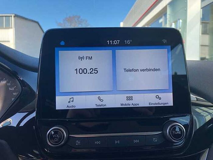 Ford Fiesta 1.1 Cool&Connect - Allwetterreifen