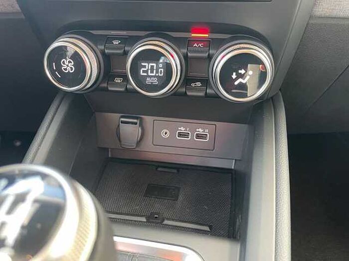 Mitsubishi Colt 1.0 Turbo-Benziner Plus Performance