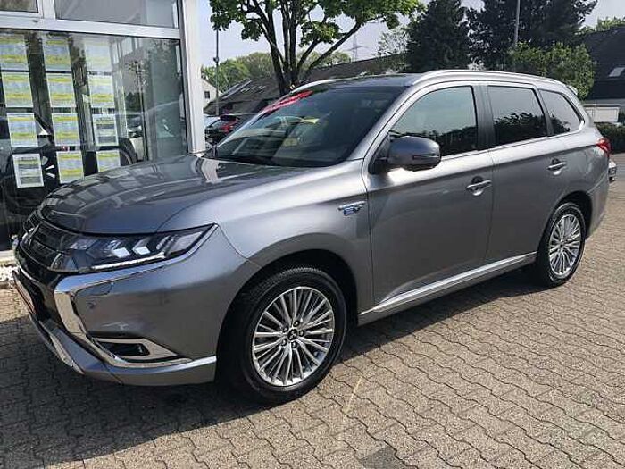 Mitsubishi Outlander 2.4i Plug-in-Hybrid Diamant+