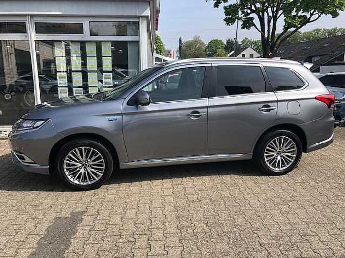 Mitsubishi Outlander 2.4i Plug-in-Hybrid Diamant+