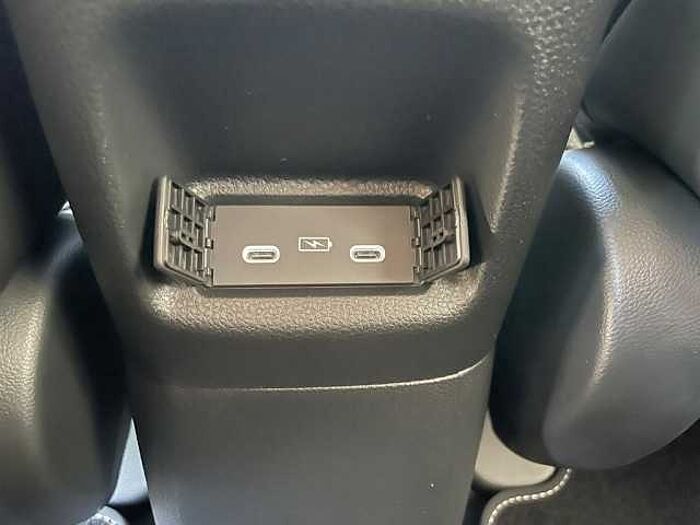 Honda Jazz e: HEV 1.5 i-MMD Hybrid Advance