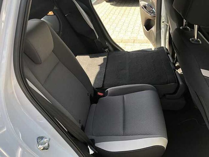 Honda Jazz 1.5i Hybrid Crosstar Executive Allwetterrei