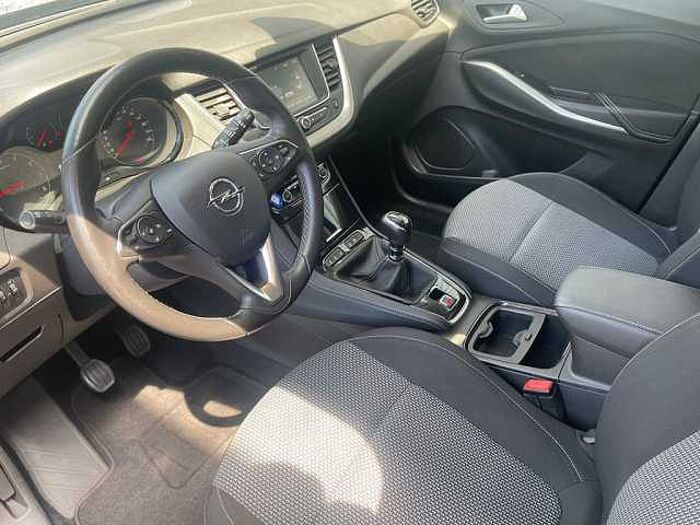 Opel Grandland X 1.2 Edition / Allwetterreifen