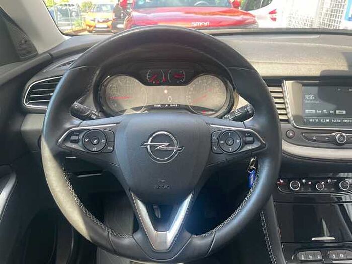 Opel Grandland X 1.2 Edition / Allwetterreifen