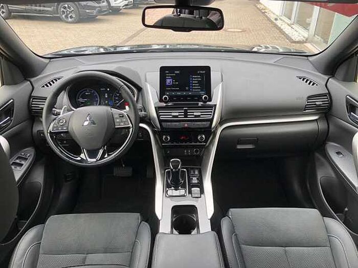 Mitsubishi Eclipse Cross 2.4i Plug-in Hybrid Select AWD