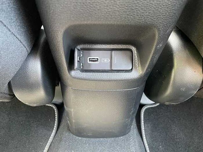 Honda Jazz 1.5i Hybrid Crosstar Executive