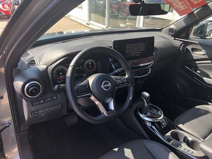 Nissan Juke 1.6 Hybrid Tekna - BOSE - Allwetterreifen