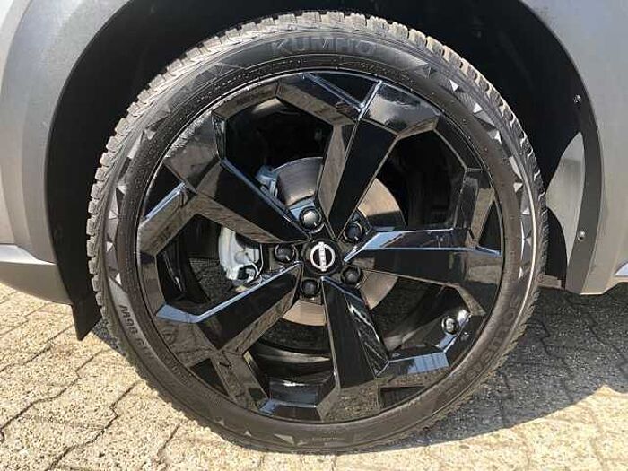 Nissan Juke 1.6 Hybrid Tekna - BOSE - Allwetterreifen