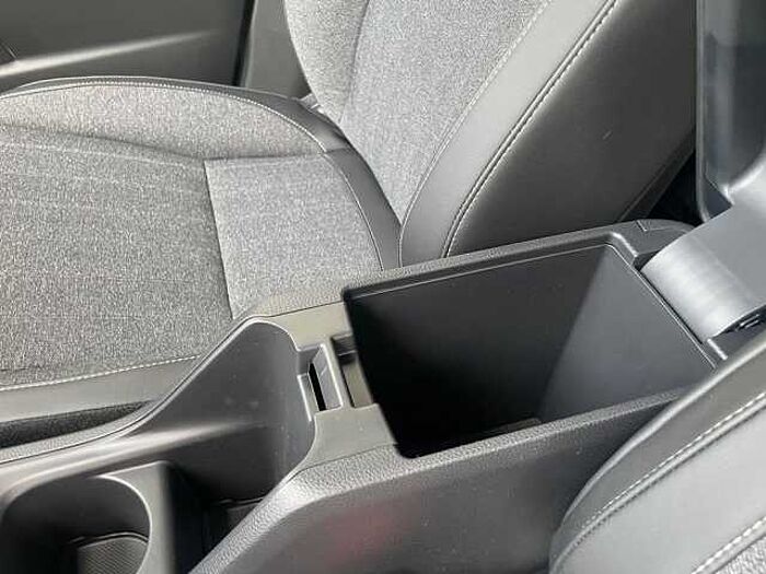 Honda Jazz e: HEV 1.5 i-MMD Hybrid Advance