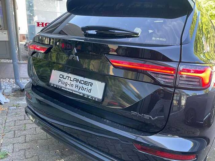 Mitsubishi Outlander PHEV Diamant Top Black Edition - Luxur