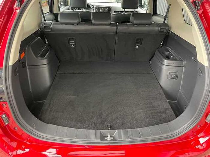 Mitsubishi Outlander 2.4i Plug-in-Hybrid Spirit 4WD