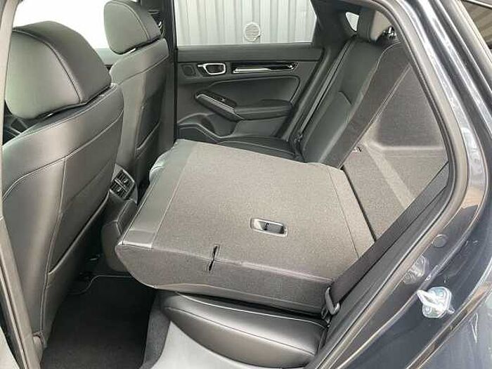 Honda Civic 2.0 e: HEV Hybrid Advance